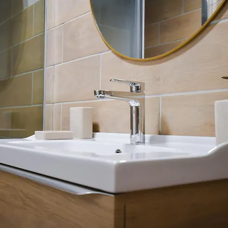 L'oasis H24, Atypique, Port, Plage, Fibre, Netflix Apartment